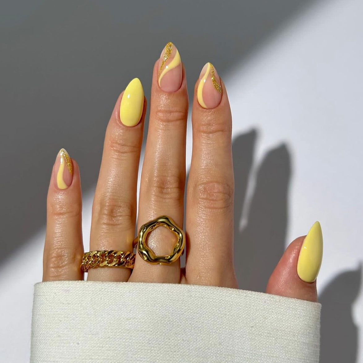 Lemon Sorbet Swirl Press-On Nails