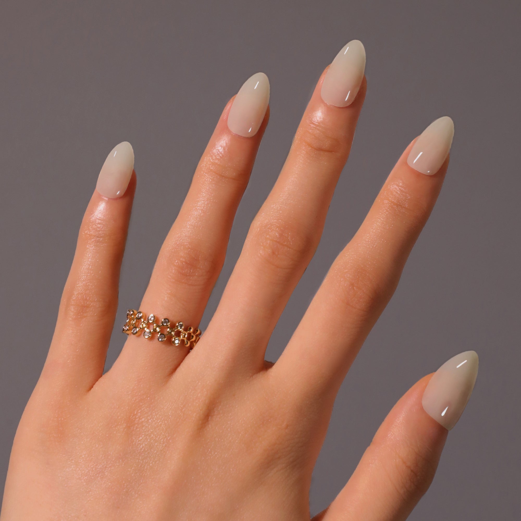 Creamy Pearl Press-On Nails