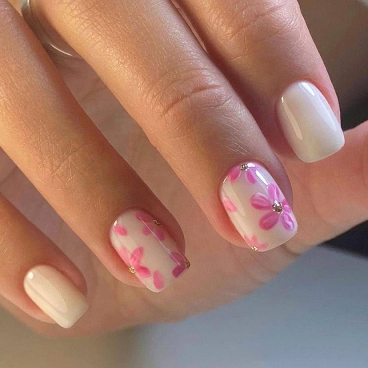 Blush Jelly Heart Art Nails