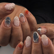 Neutral Abstract Accent Nails